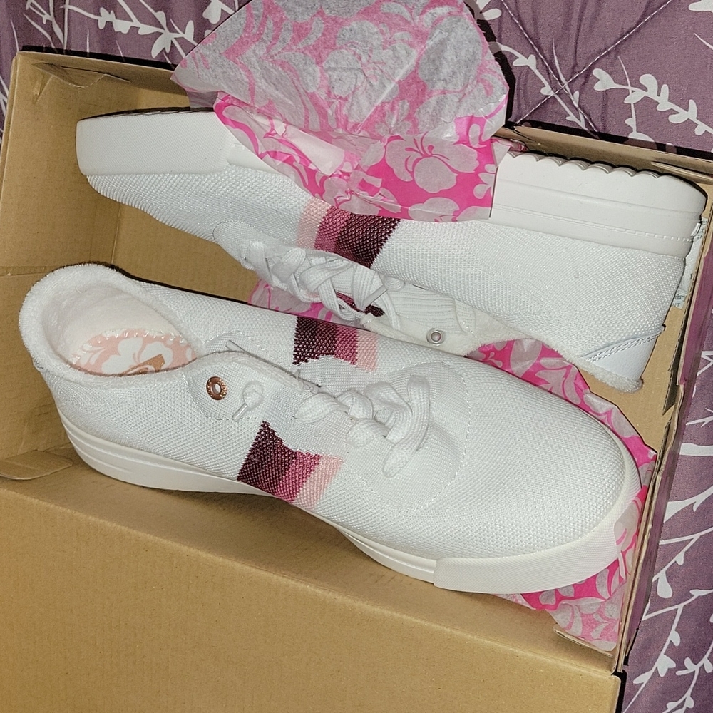 Roxy Slip On Sneakers
